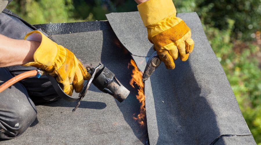Professional residential roofers in Whitlash, MT